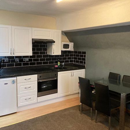 Phillips Apartments Blackpool Bagian luar foto