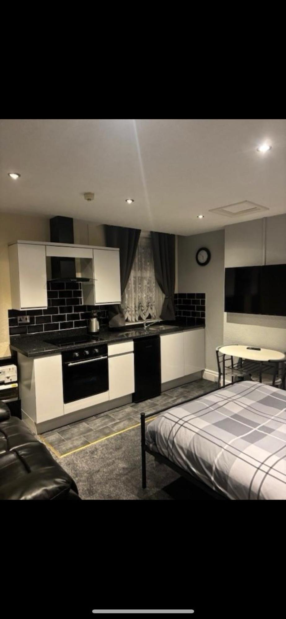 Phillips Apartments Blackpool Bagian luar foto