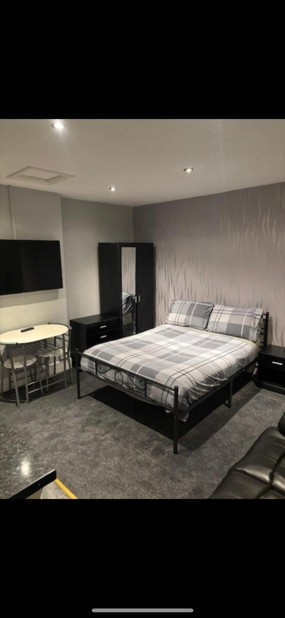 Phillips Apartments Blackpool Bagian luar foto